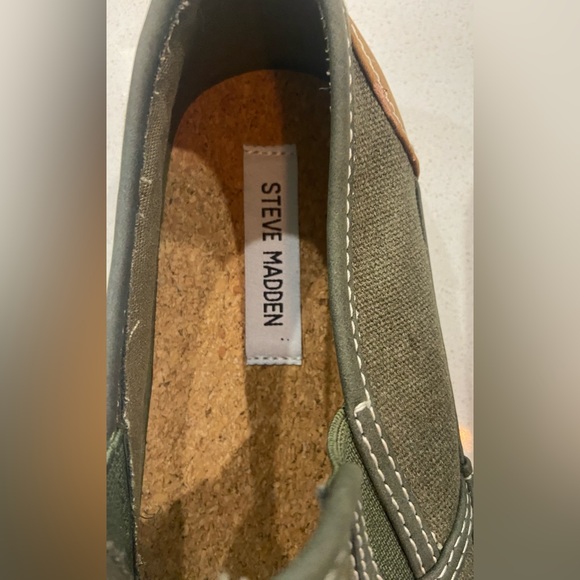 NWOT! Men’s Steve Madden Foleeo Army Green Canvas Loafers. Size 9 - Picture 5 of 10
